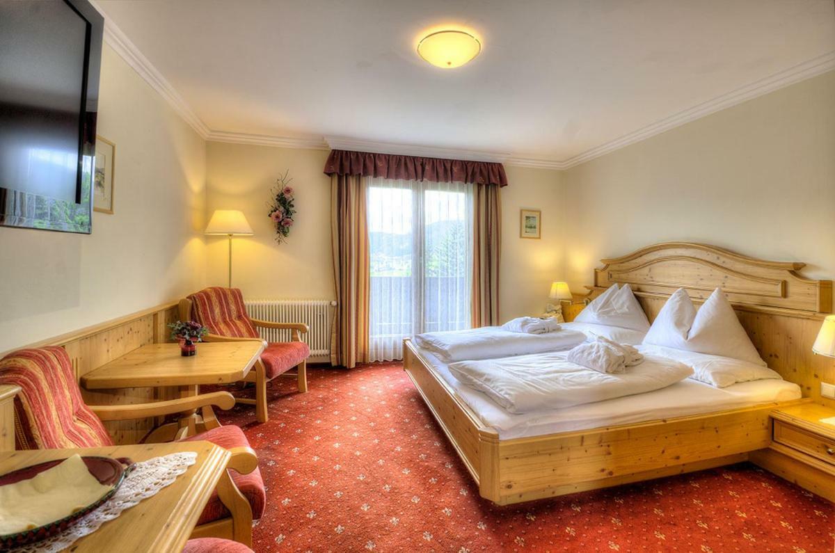 Hotel Haeuserl Im Wald Mariapfarr Bagian luar foto
